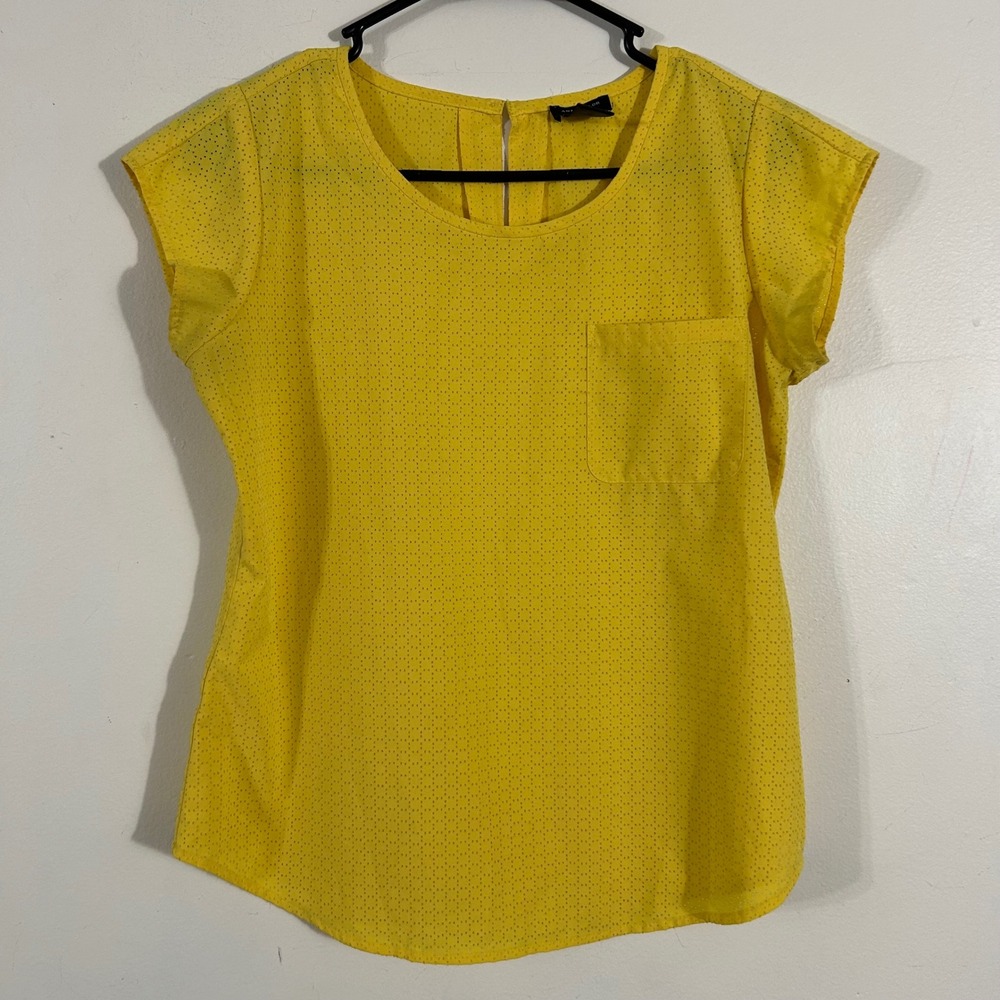 Ann Taylor Petite Blouse Women XSP Yellow  Perforated Cap Sleeve Top